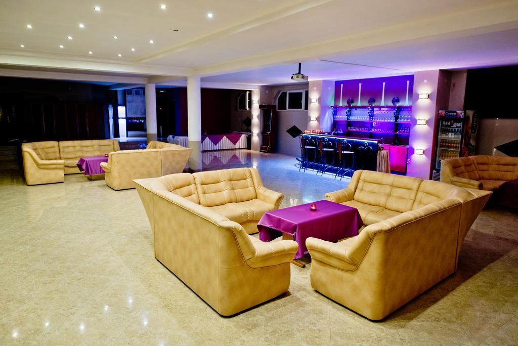 Hotel Groman Sekocin Esterno foto
